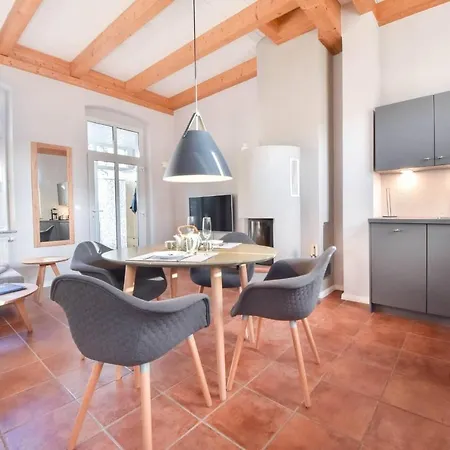 Gartenhaus Ostseevilla 07 * Heringsdorf (Usedom)