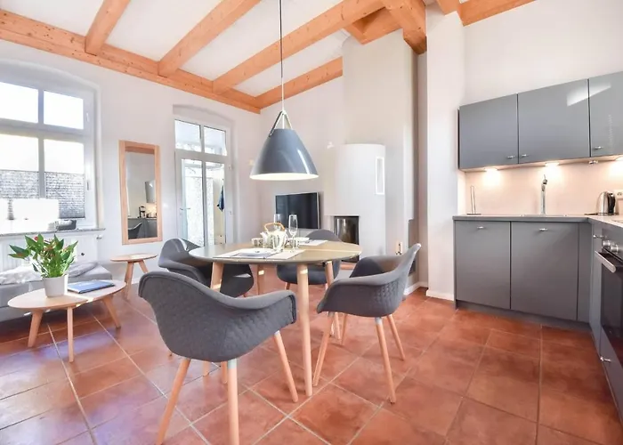 Gartenhaus Ostseevilla 07 * Heringsdorf (Usedom)